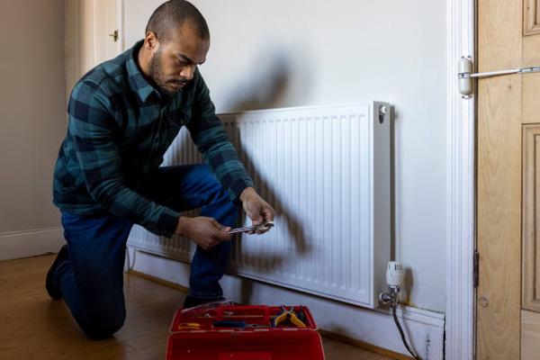 How to Maintain Your HVAC System Between Plumber Contractor Visits